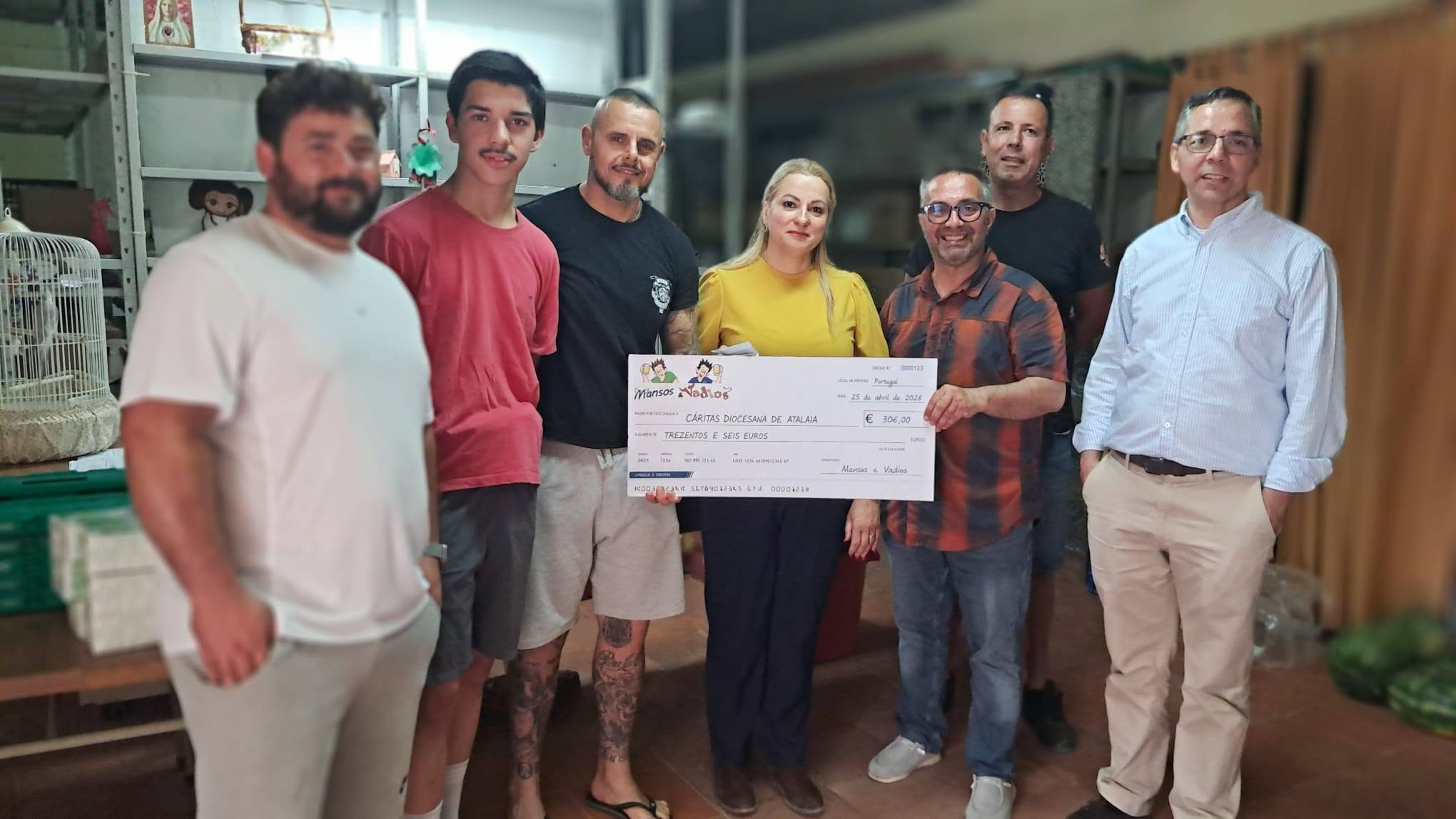 ENTREGA DO DONATIVO ANGARIADO À CÁRITAS DIOCESANA